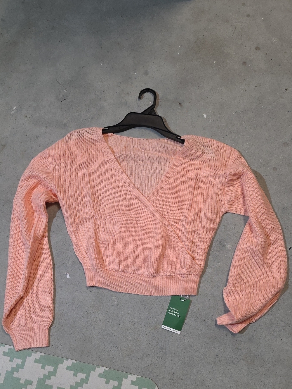 Nwt HALARA Women's Peach Knit Wrap Crop Top